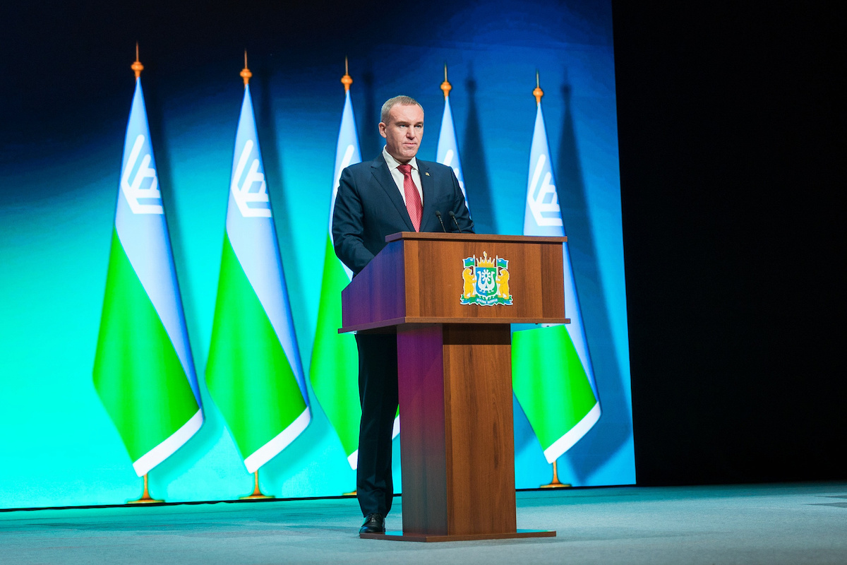 В ХМАО планируют сохранить долю в нефтедобыче страны на уровне 40%, при этом развивая сферы экономики, не связанные с добычей нефти и газа