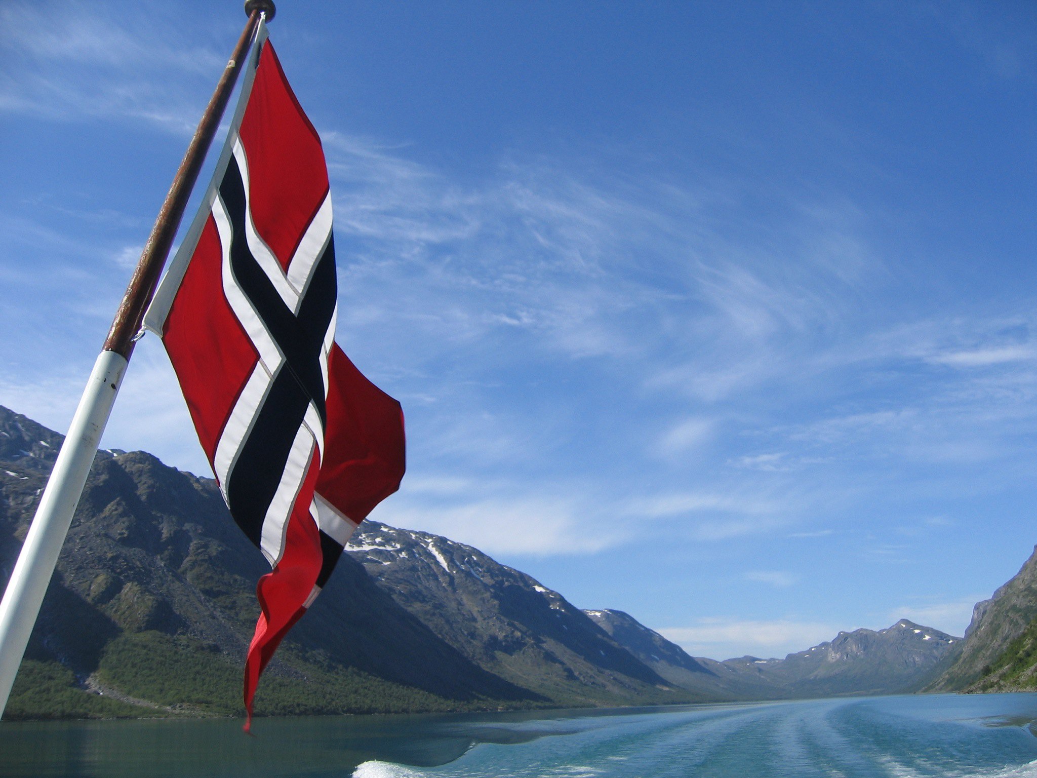 Принцип золотой середины: Норвегия не желает приграничной эскалации в Арктике