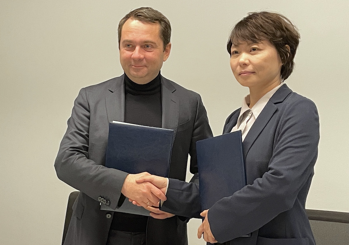 Мурманская область и китайская компания New New Shipping Line подписали соглашение о развитии контейнерных перевозок
