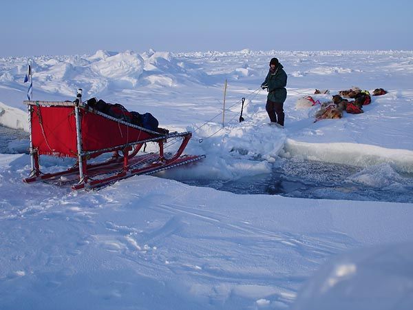 19 марта 2006 года – Полярная экспедиция «Трансарктика-2006» на 160 км удалилась от мыса Арктический