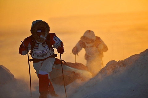 7 марта 2010 года – Началась полярная экспедиция Пена Хедоу
