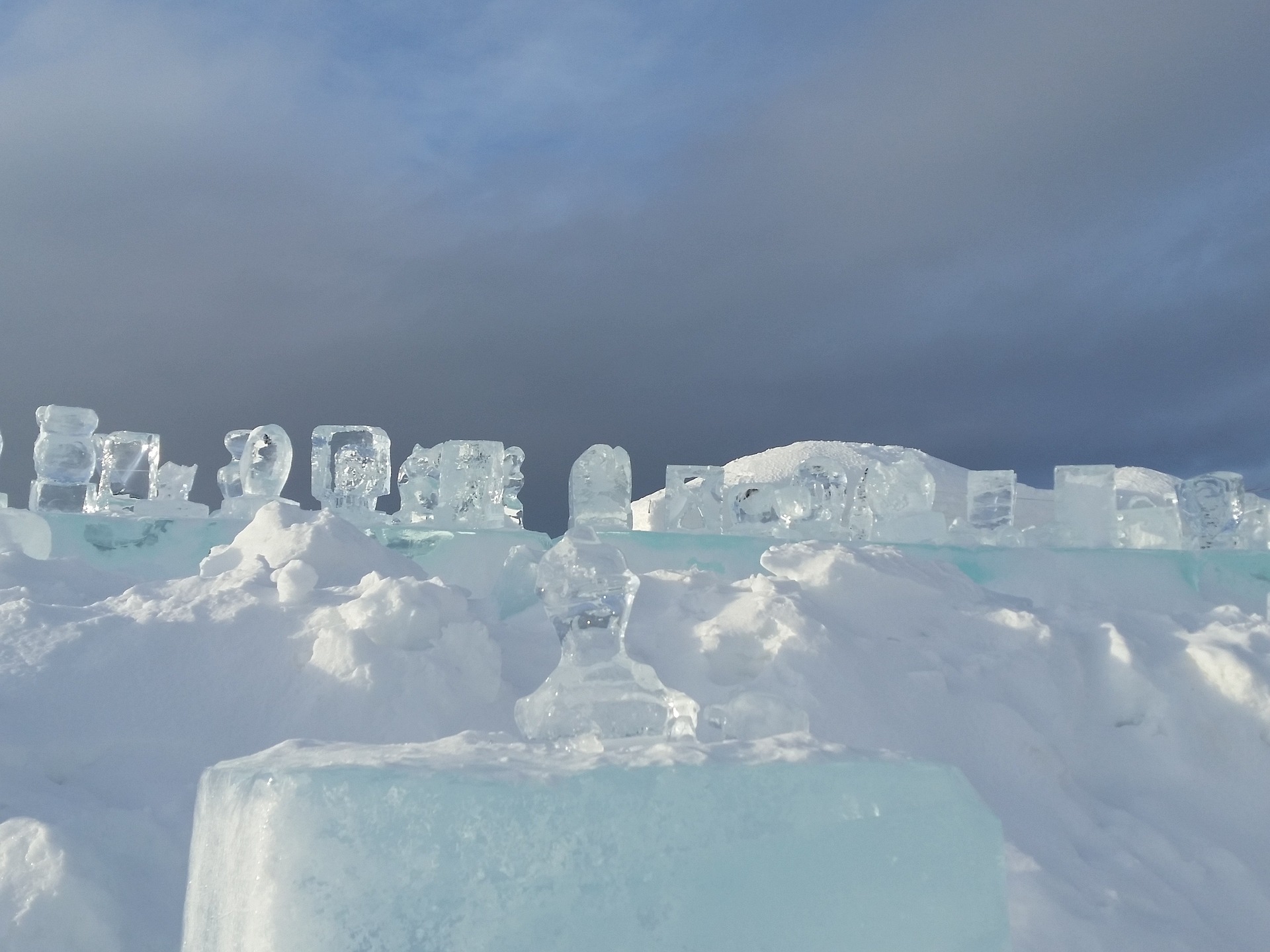 Галерея ледовых скульптур откроется в Апатитах 2 января