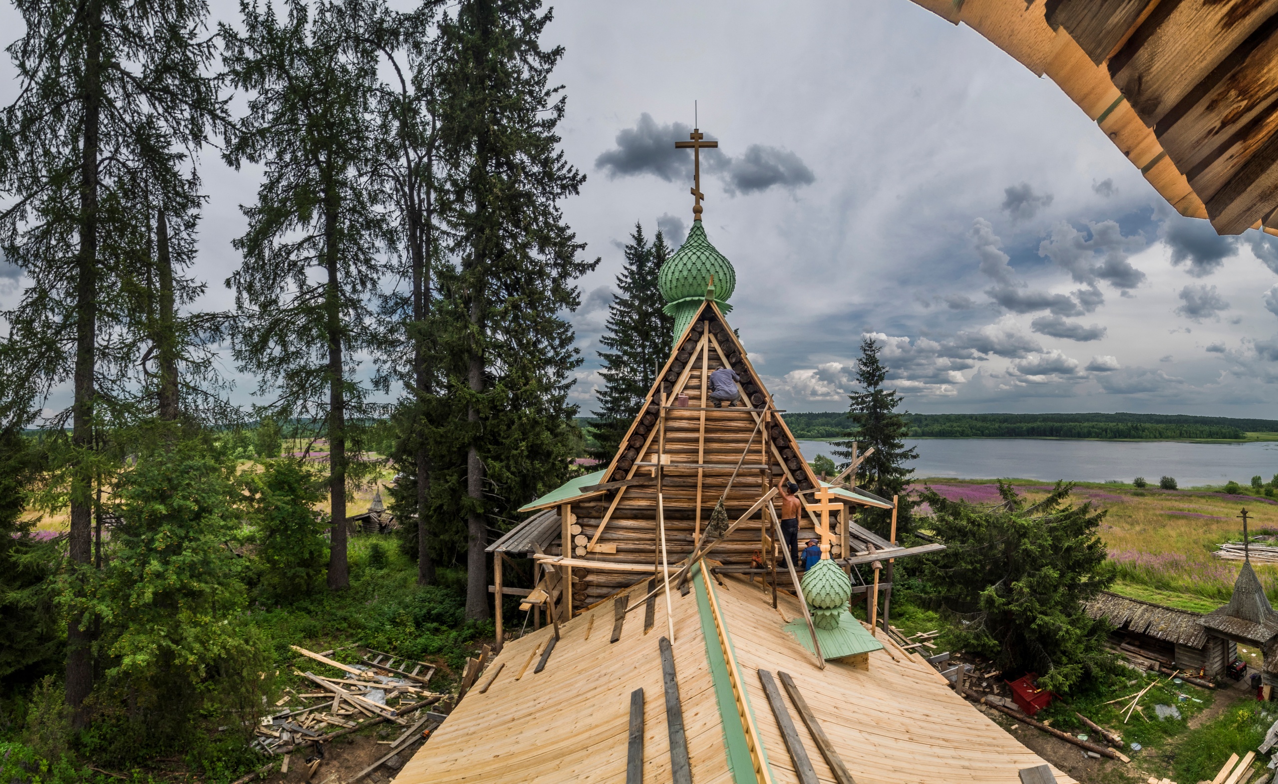 В Кенозерье смогут продолжить реставрацию памятников культуры