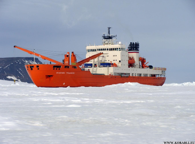 29 марта 2011 года – Спущено на воду научно-экспедиционное судно проекта 22280 «Академик Трёшников»