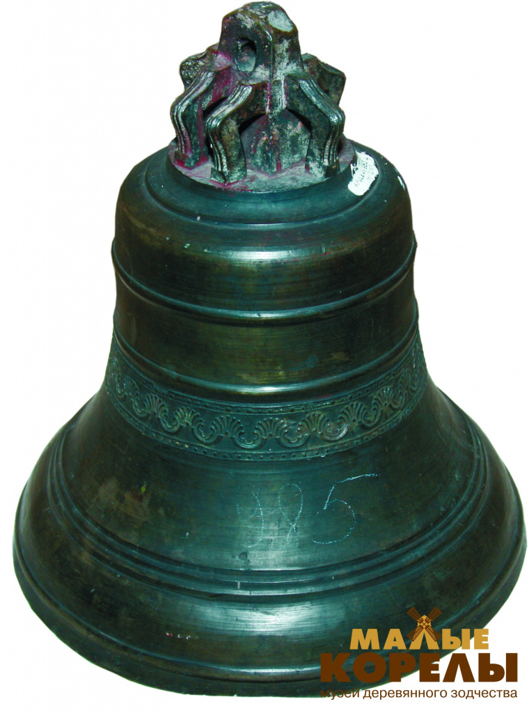 Первый колокол в коллекции музея.jpg