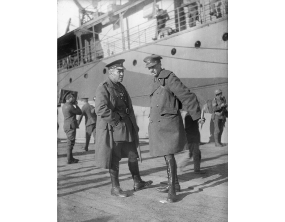 Главнокомандующий вооружёнными силами интервентов на Севере генерал Ф.К. Пуль и его начальник штаба генерал Р. Финлейсон в Архангельске. 3 августа 1918 г.