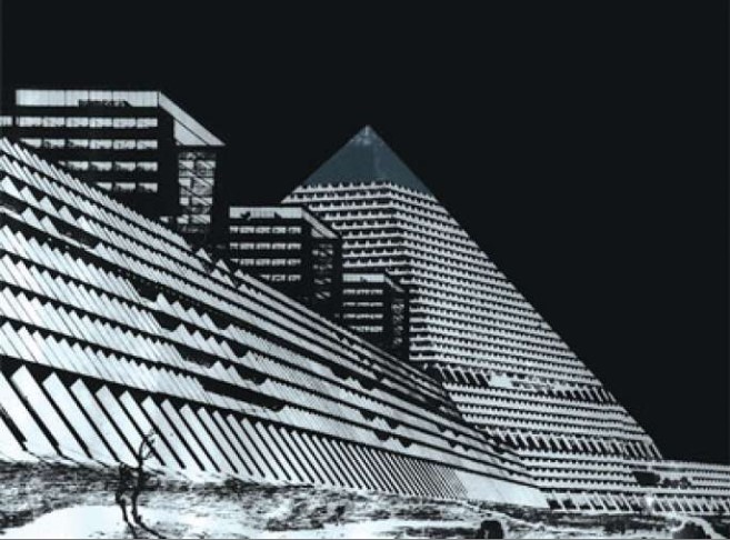 Аллюзия на египетские пирамиды в проекте Шипкова