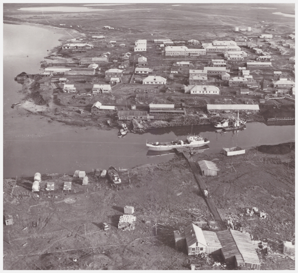 Посёлок Гыда в навигацию 1980 года
