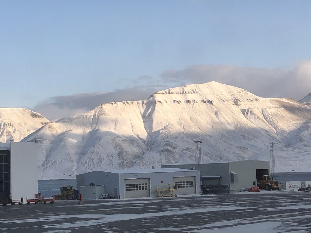 Svalbard_Lufthavn_Longyear.jpg