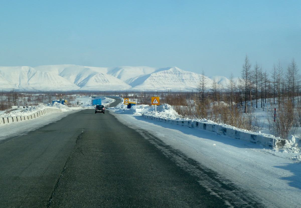 В Норильске могут использовать пустые породы с рудников и шлаки цветной металлургии при строительстве дорог