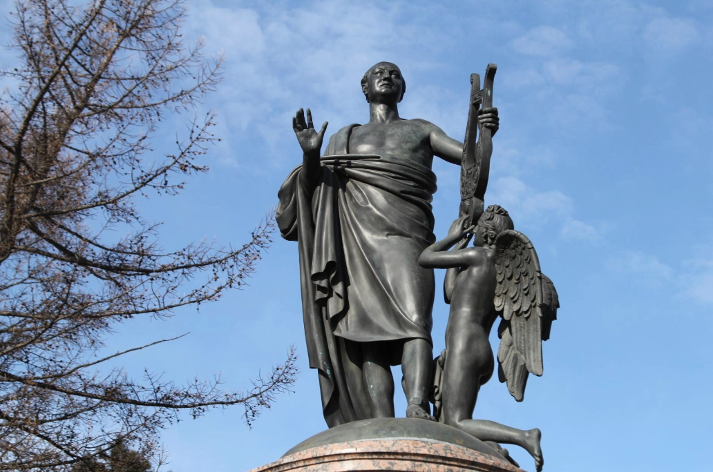 В Архангельске началась подготовка к 315-летию со дня рождения Михаила Ломоносова, которое будет отмечаться в 2026 году